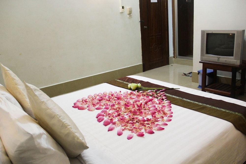 Double Room (With A/C Free one way Pickup)