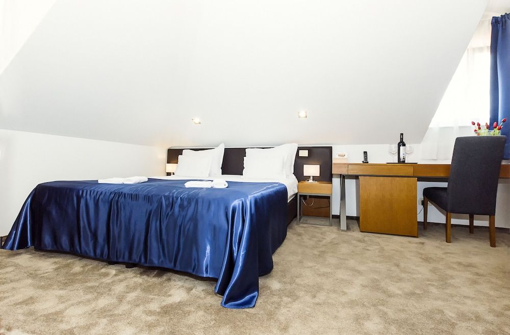 undefined Hotel Marul 9