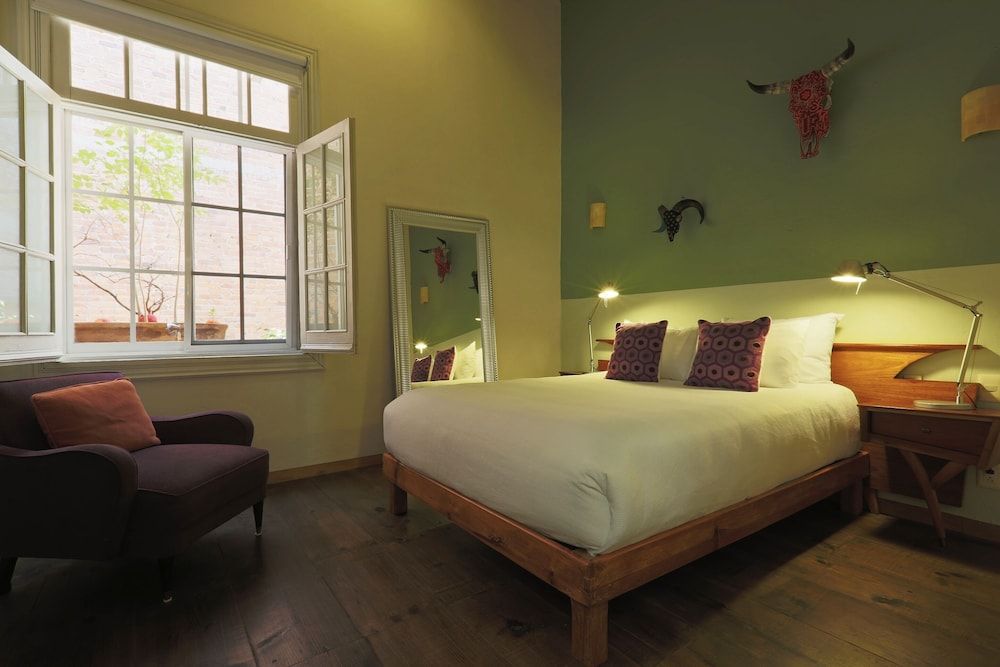 undefined El Patio 77 3