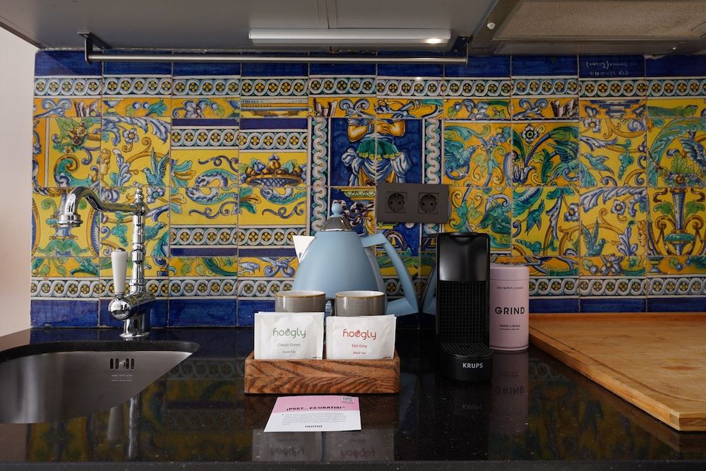 undefined Numa Barcelona Roca 4