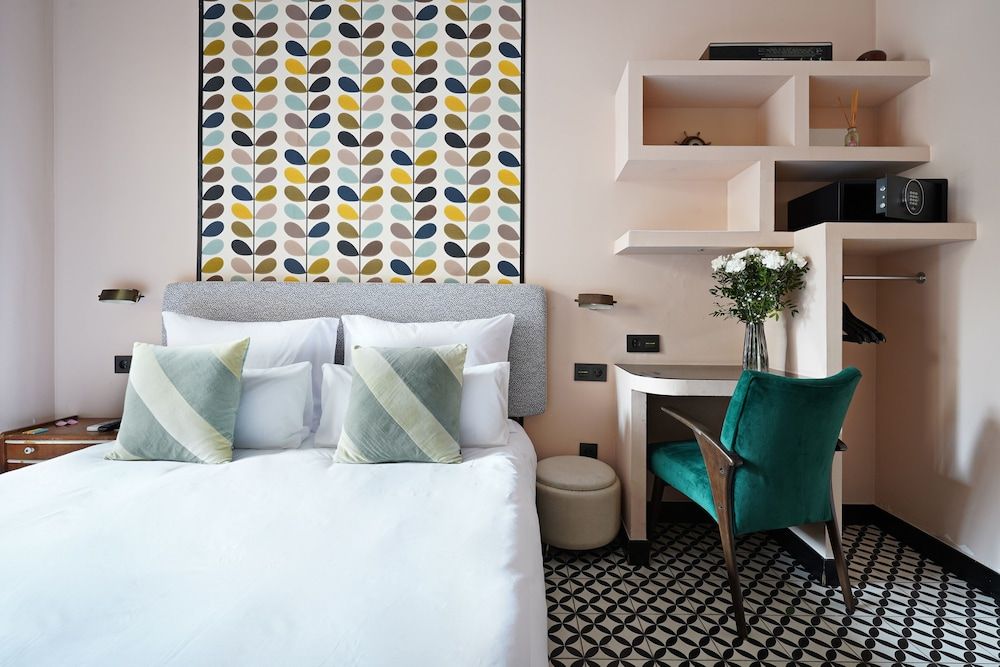 Numa Barcelona Roca Medium Room with Terrace 2