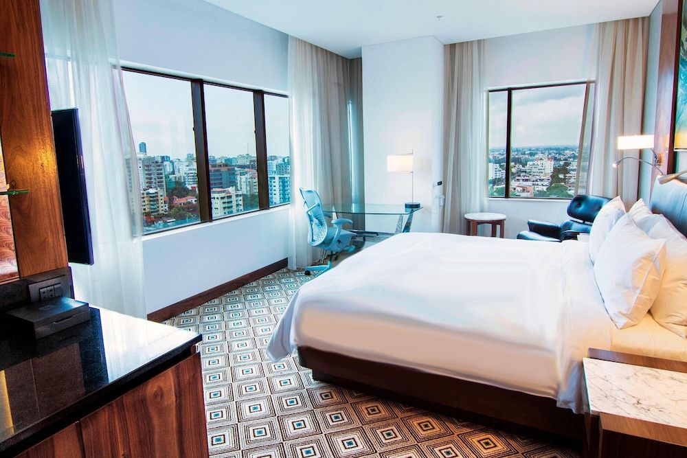 Deluxe Room, 1 King Bed, Non Smoking