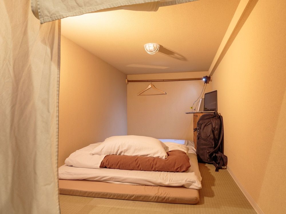 Gion Ryokan Q-beh - Hostel Bed in 8 Bed Female Dormitory Room 2
