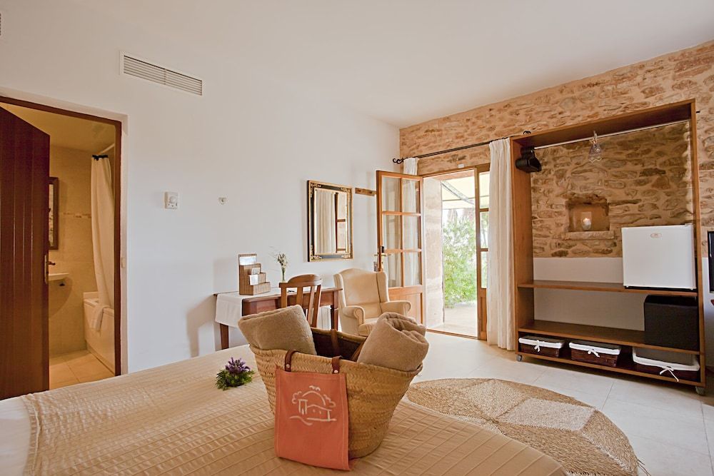 Basic Double Room
