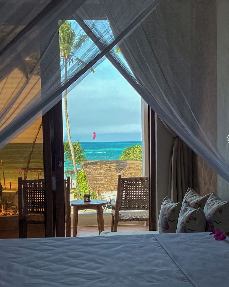 Mvuvi Boutique Resort Signature Triple Room, Sea View 9
