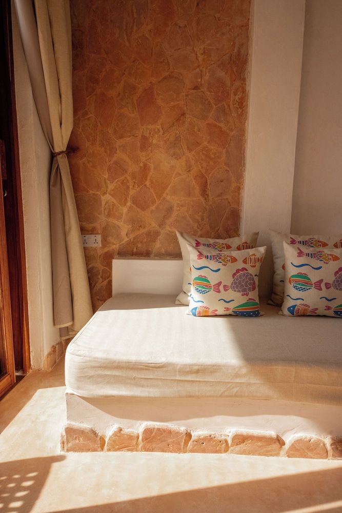 Mvuvi Boutique Resort Signature Triple Room, Sea View