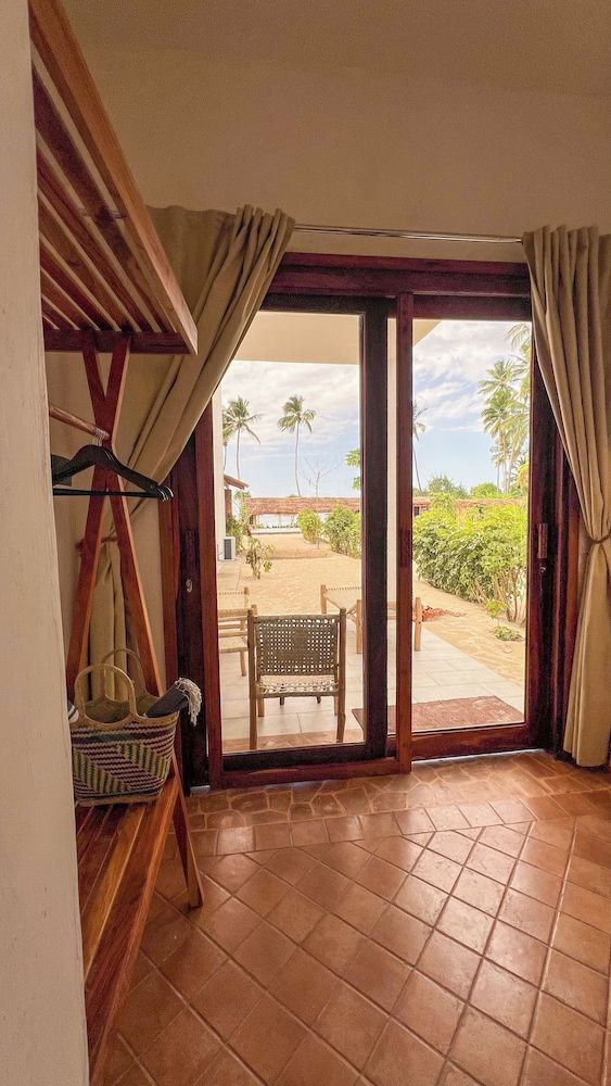Standard Double Room, Partial Sea View