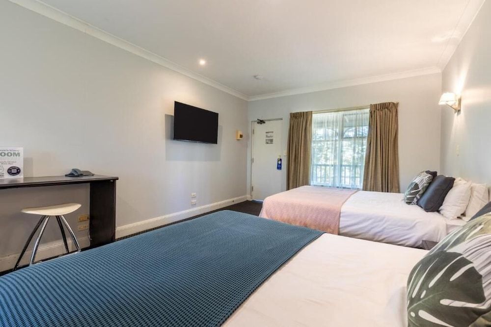 St Francis Winery Standard Queen + Single