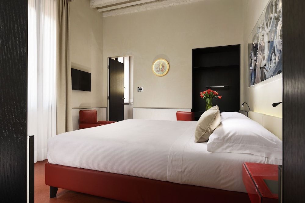 undefined Hotel L'Orologio Venezia 7