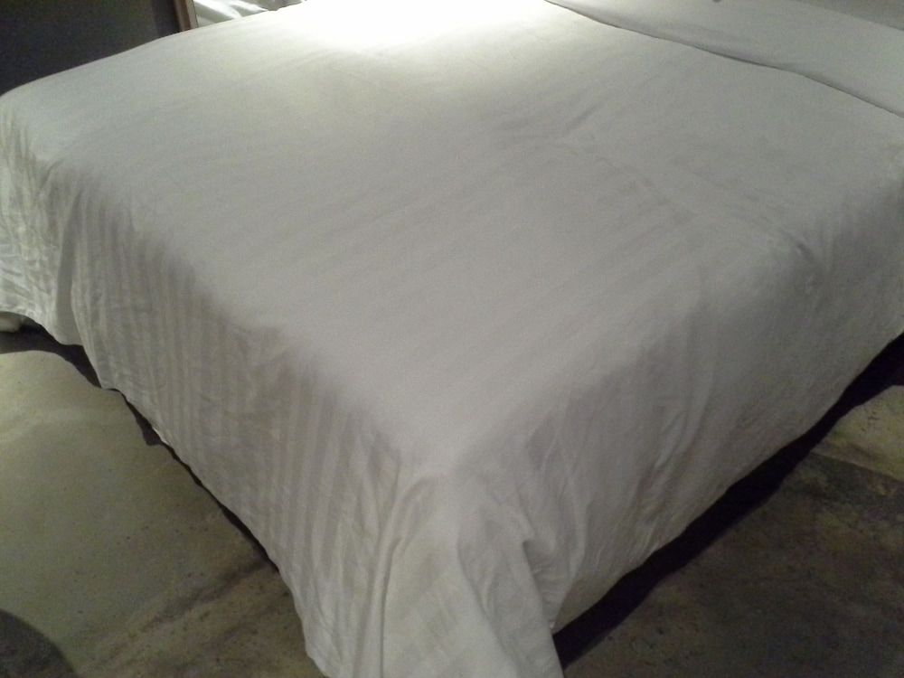 Rainbow Hotel Myeongdong Double Room 3