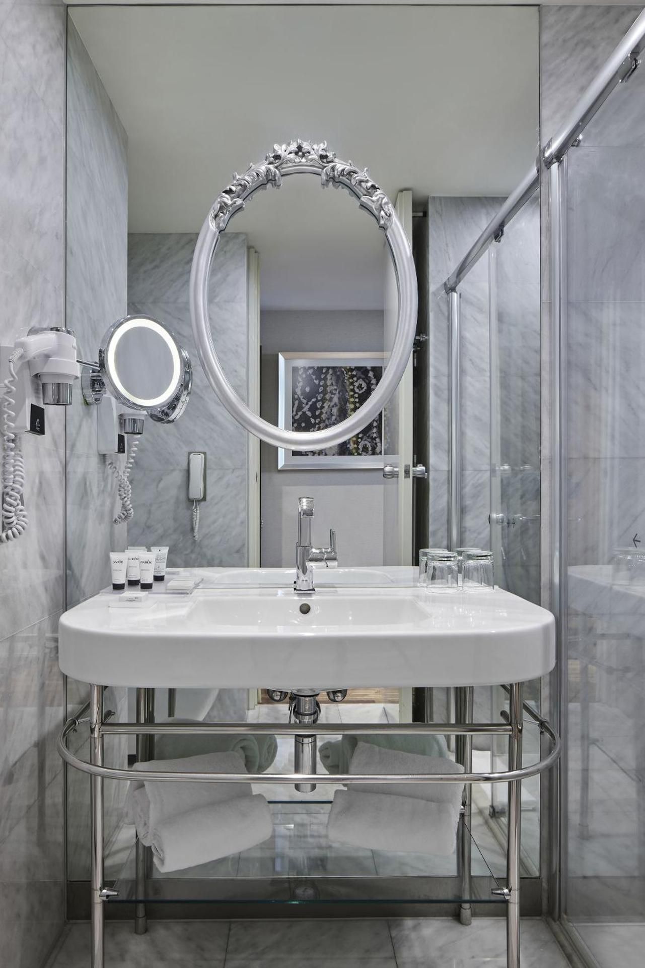 TITANIC Gendarmenmarkt Berlin Classic Room 3