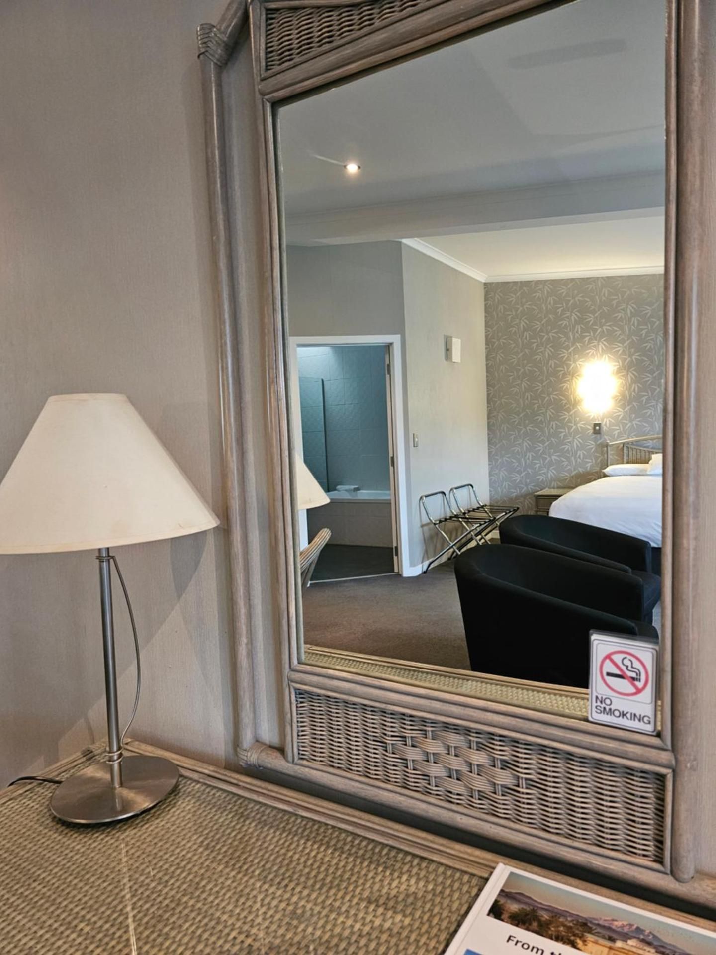 Deluxe Suite with Spa Bath