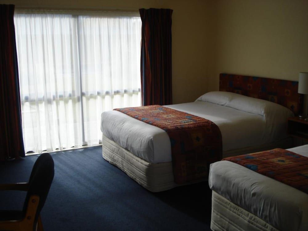 The Peaks Motor Inn Apartment, 1 Bedroom, Kitchenette, Ground Floor