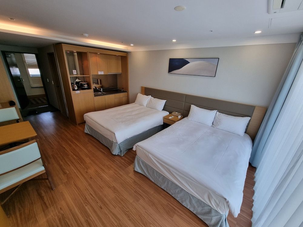 Jeju Marevo Resort Deluxe Family Double