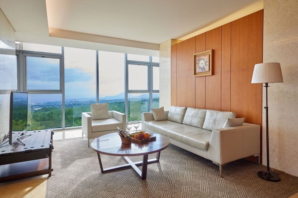 WE Hotel Jeju Royal Suite + Breakfast for 2 14