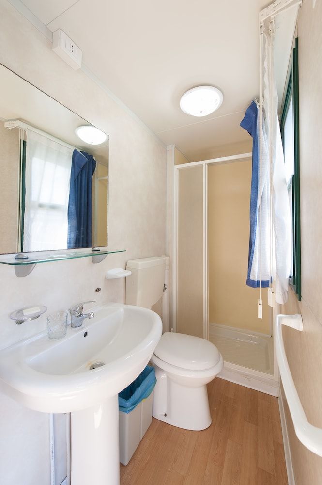 Sporting Club Village Comfort Mobile Home, 3 Bedrooms, Private Bathroom 3