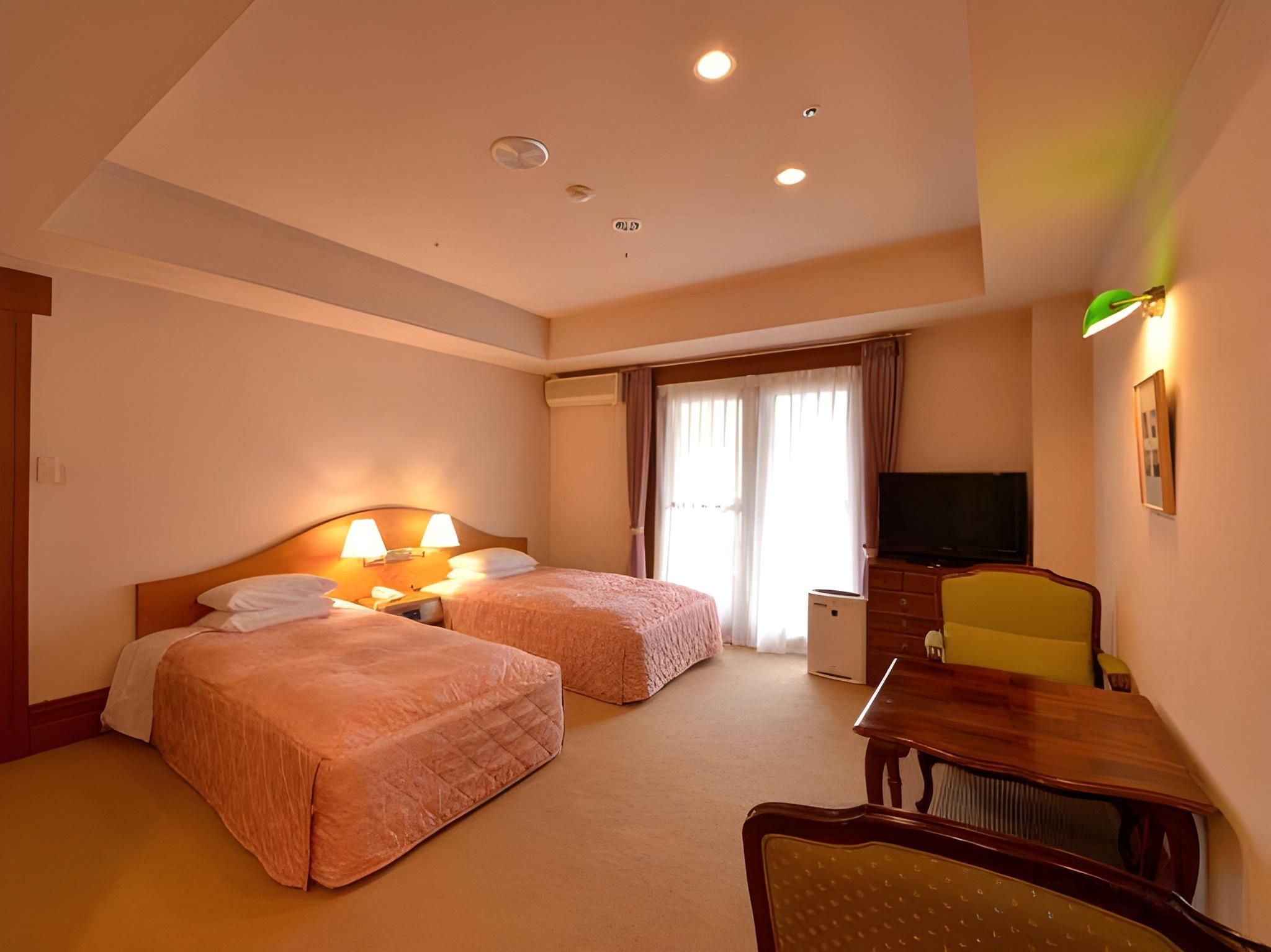 Standard Twin Room - Non-Smoking