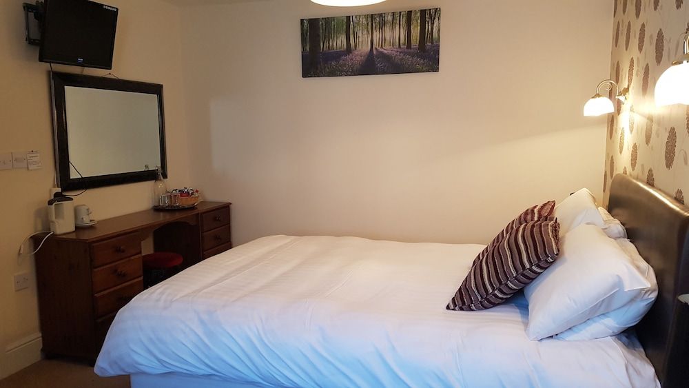 Double Room (Jacobstowe. Dog Friendly)