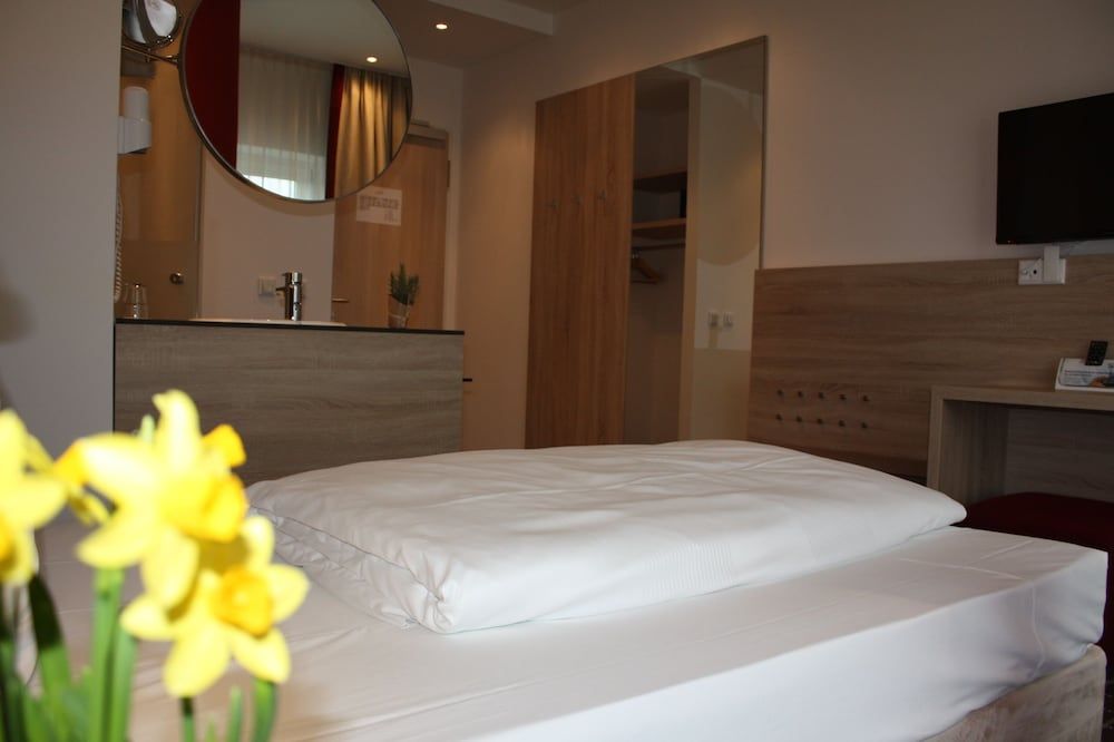 Business Class Hotel Ebersberg Single Room