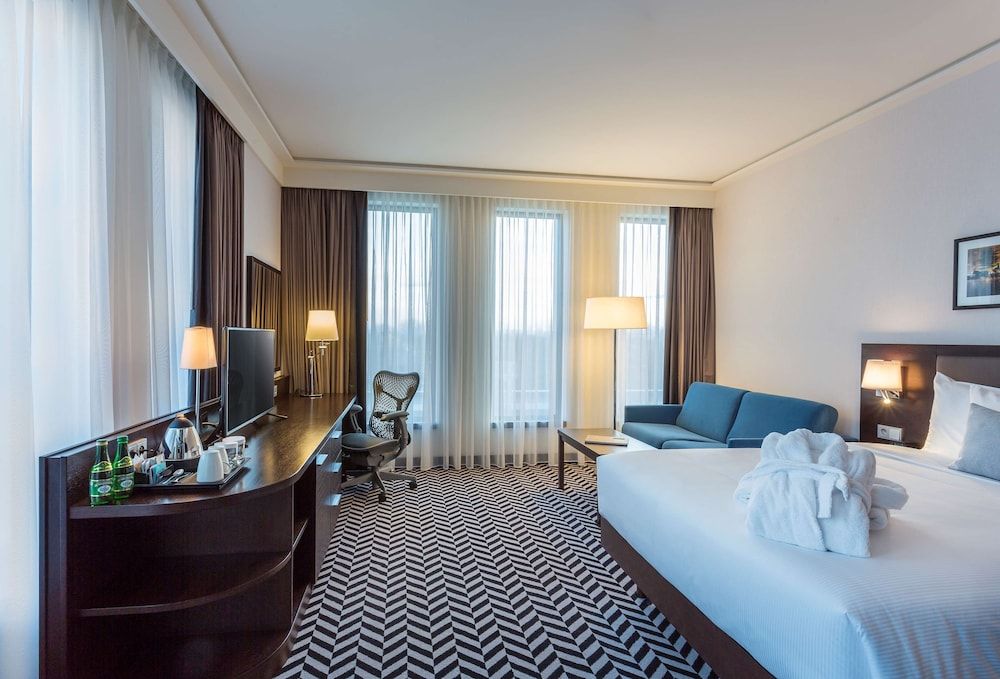 Room, 1 Queen Bed, Corner