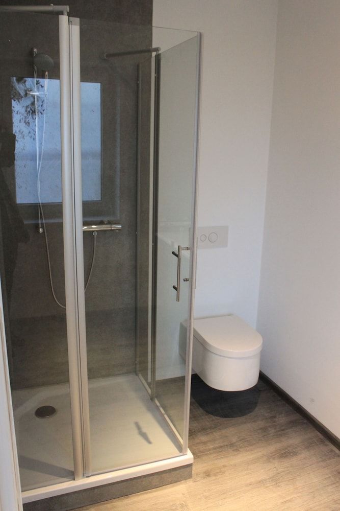 Troll's Brauhaus Hotel Standard Single Room 2