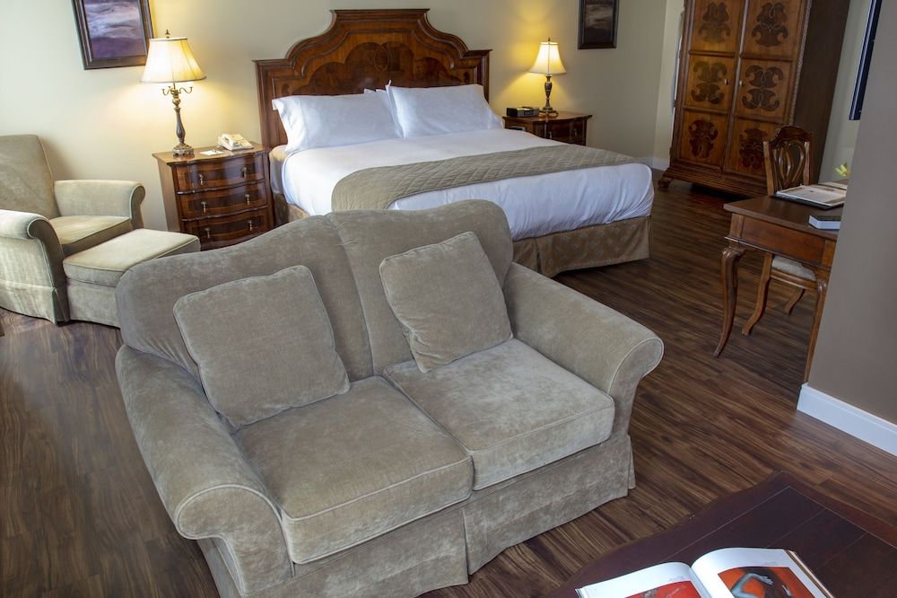 Hôtel Brossard Junior Suite, 1 King Bed 2