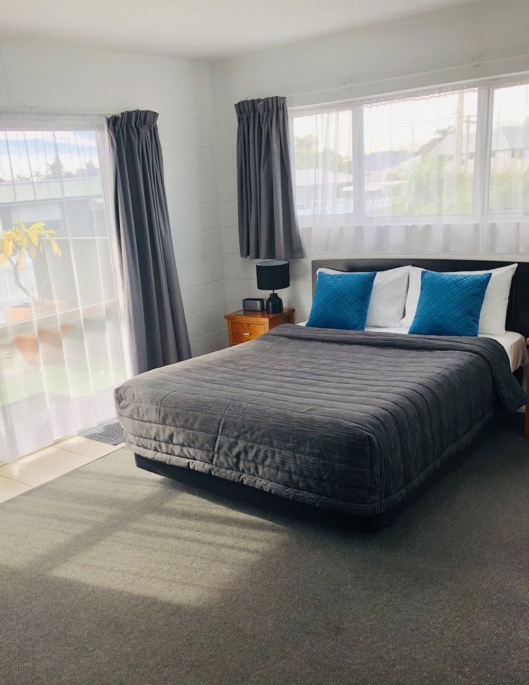 Blue Haven Motel Large Queen Studio 3