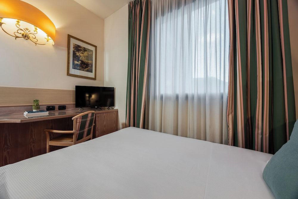 iH Hotels Milano St. John Sesto San Giovanni Economy Single Room, Mobility Accessible 3