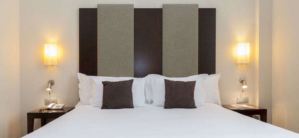 URH Palacio de Oriol Hotel Premium Room, Terrace 6