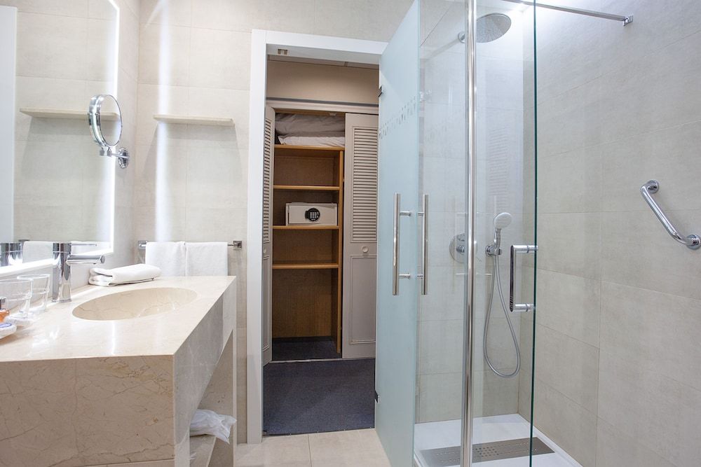 Espahotel Gran Via Studio (2 adults +1 child) 4