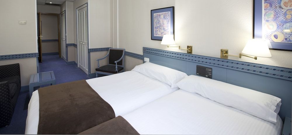 undefined Espahotel Gran Via 10