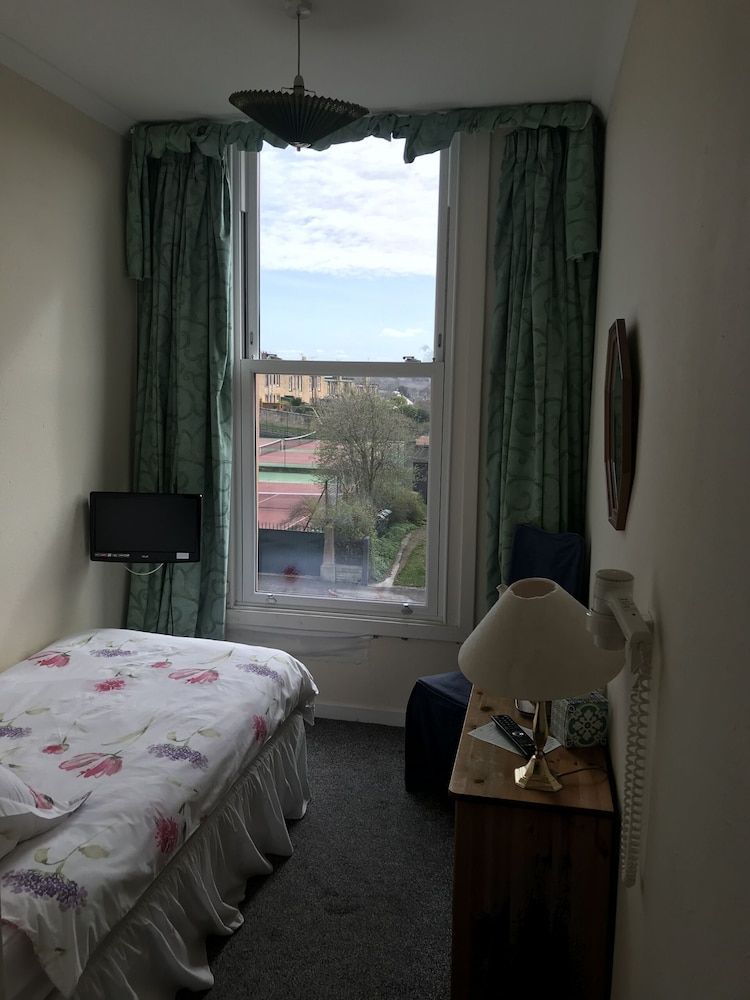 undefined Dorstan House 3