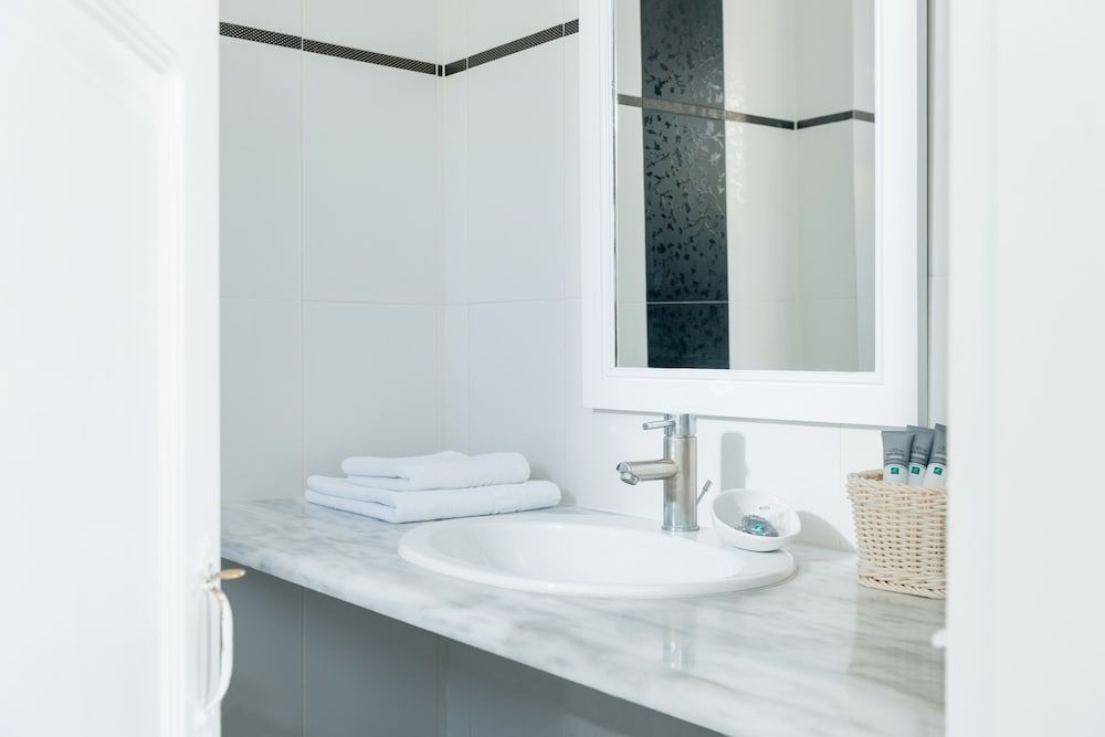 Casa Bianca Standard Room 3