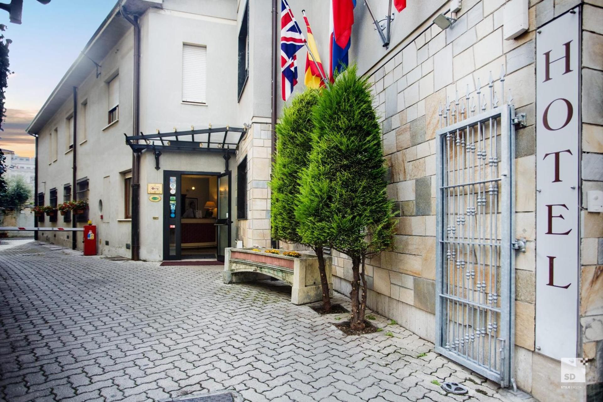 undefined Hotel Alessandro Della Spina 3