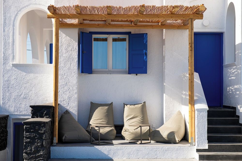 undefined The Noverian Bios Santorini Boutique Hotel 6