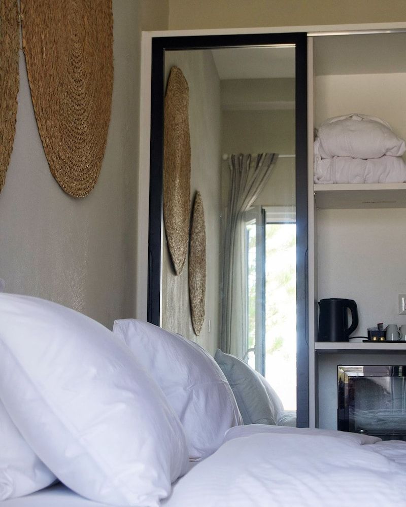 The Noverian Bios Santorini Comfort Room, Balcony 5