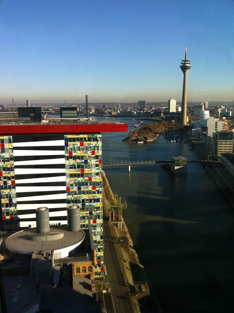 INNSiDE by Meliá Düsseldorf Hafen Room (Innside Guest Room) 3