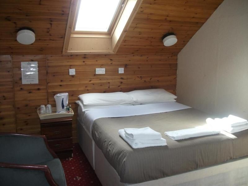 undefined Edinburghhouse Hotel 6