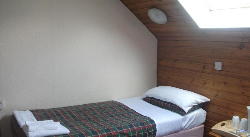 undefined Edinburghhouse Hotel 9