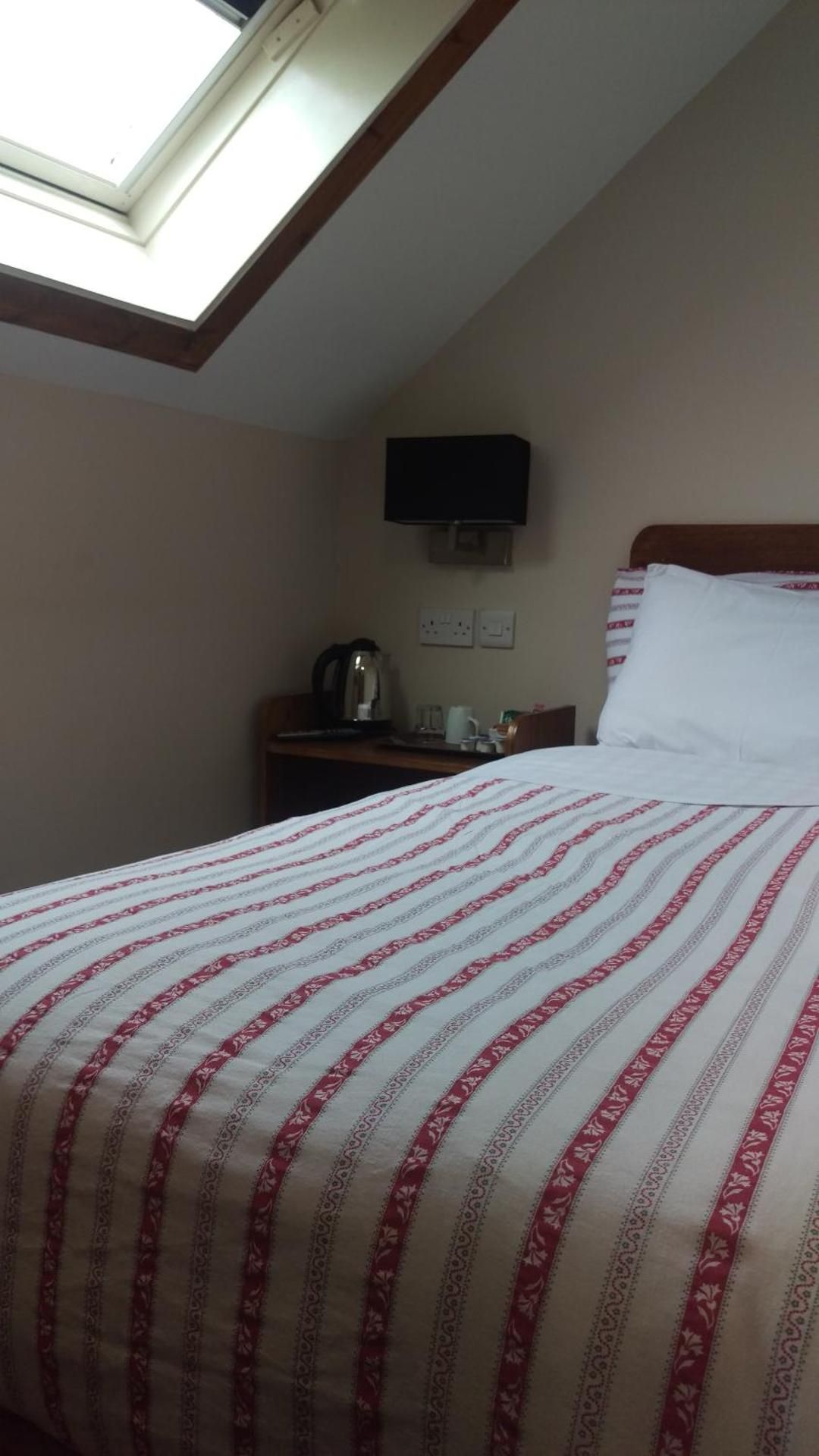 undefined Edinburghhouse Hotel 10