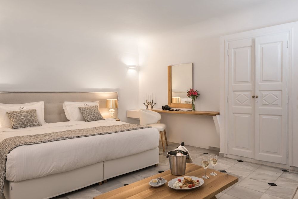 Anteliz Suites Standard Room 3