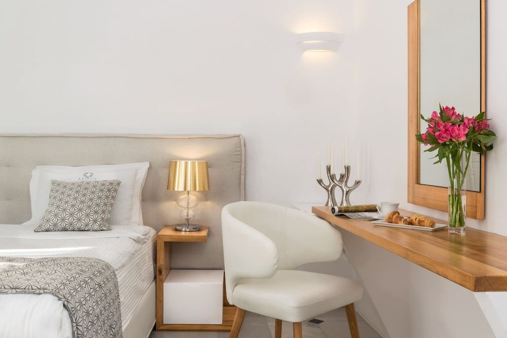 Anteliz Suites Standard Room 14