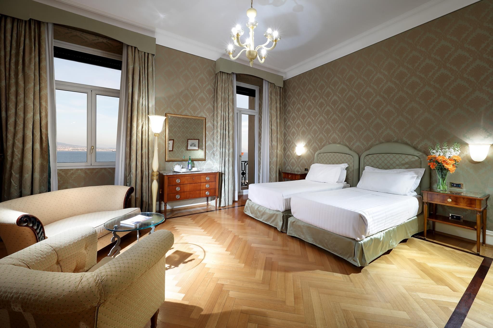 Eurostars Hotel Excelsior Classic Double Room 2