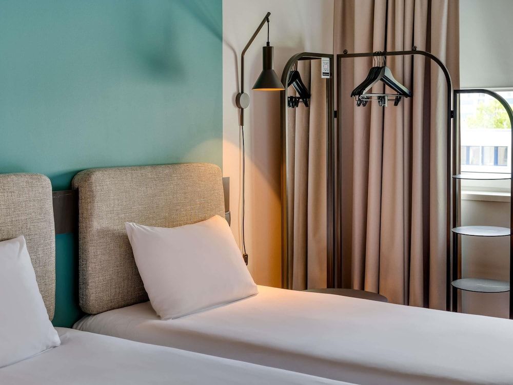 ibis Berlin Kurfürstendamm Standard Twin Room, 2 Twin Beds 3