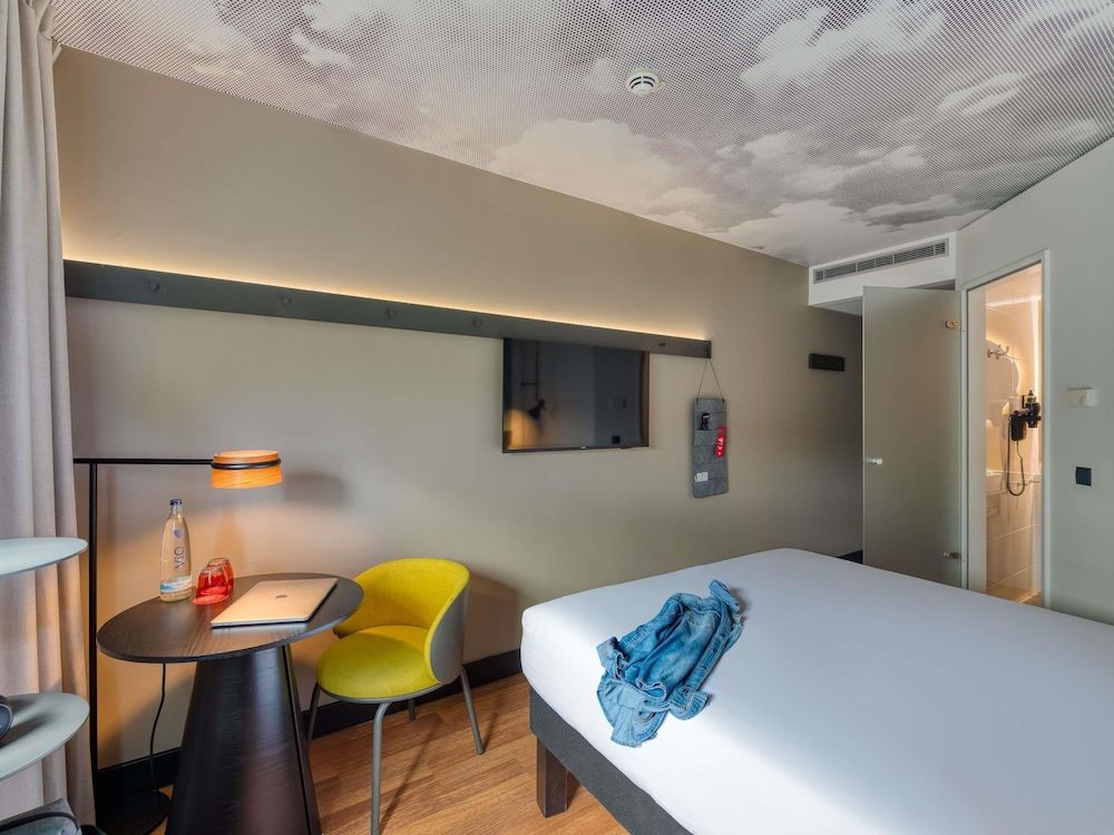 undefined ibis Berlin Kurfürstendamm 2