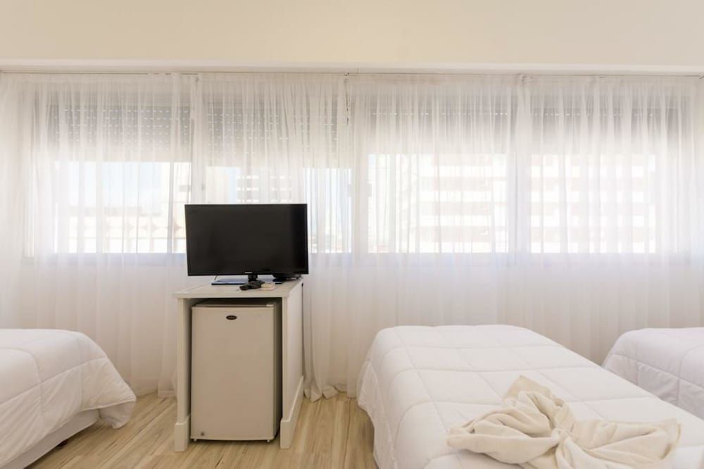 Hotel Romimar Triple Room 2