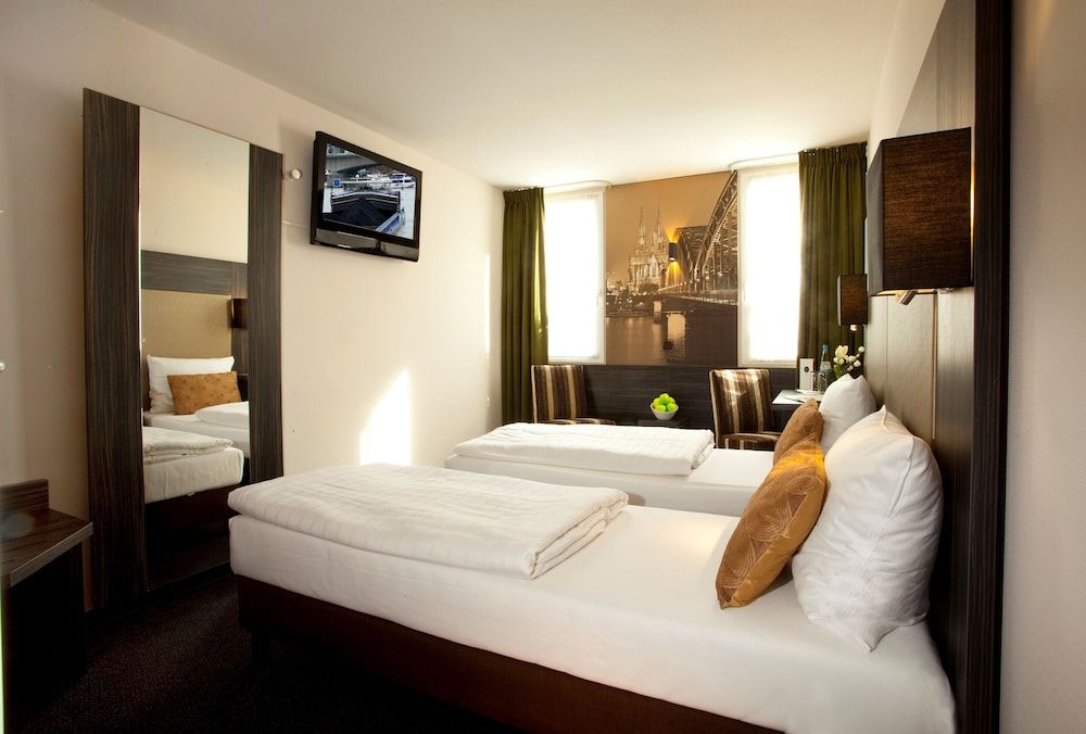 Centro Hotel Ayun Standard Twin Room 2