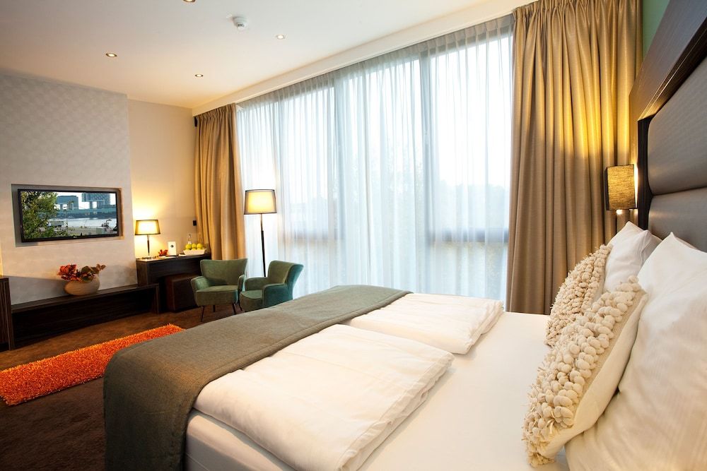 Centro Hotel Ayun Standard Double Room 3