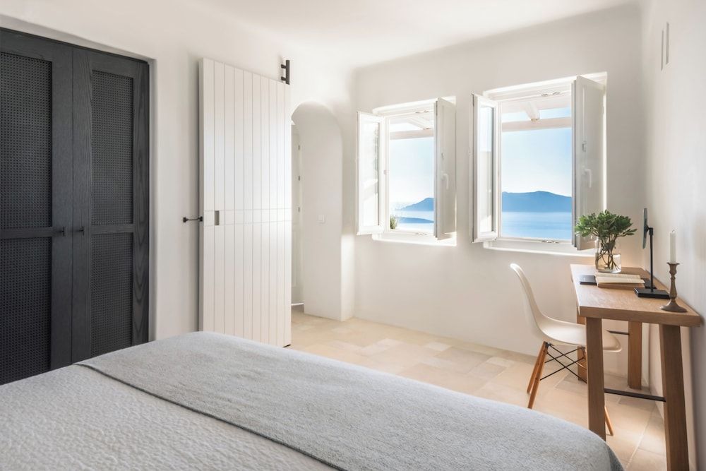 undefined Porto Fira Suites 3