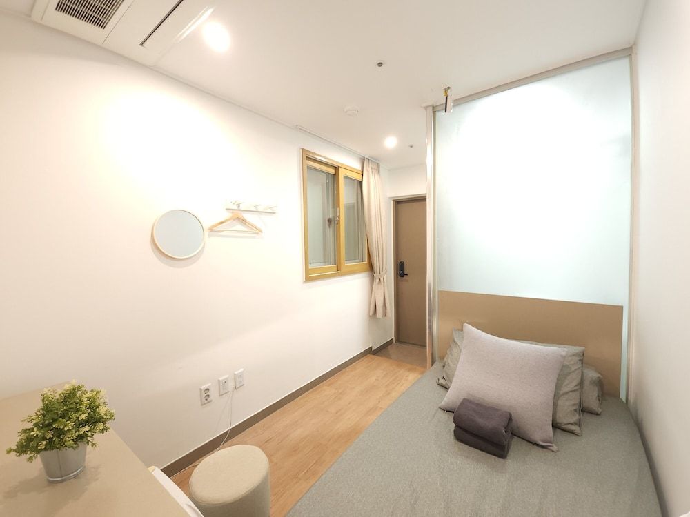 undefined OYO Hostel Myeongdong 2 2